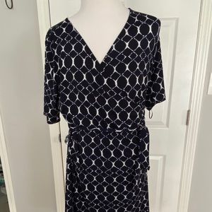 Woman’s Gilli wrap dress